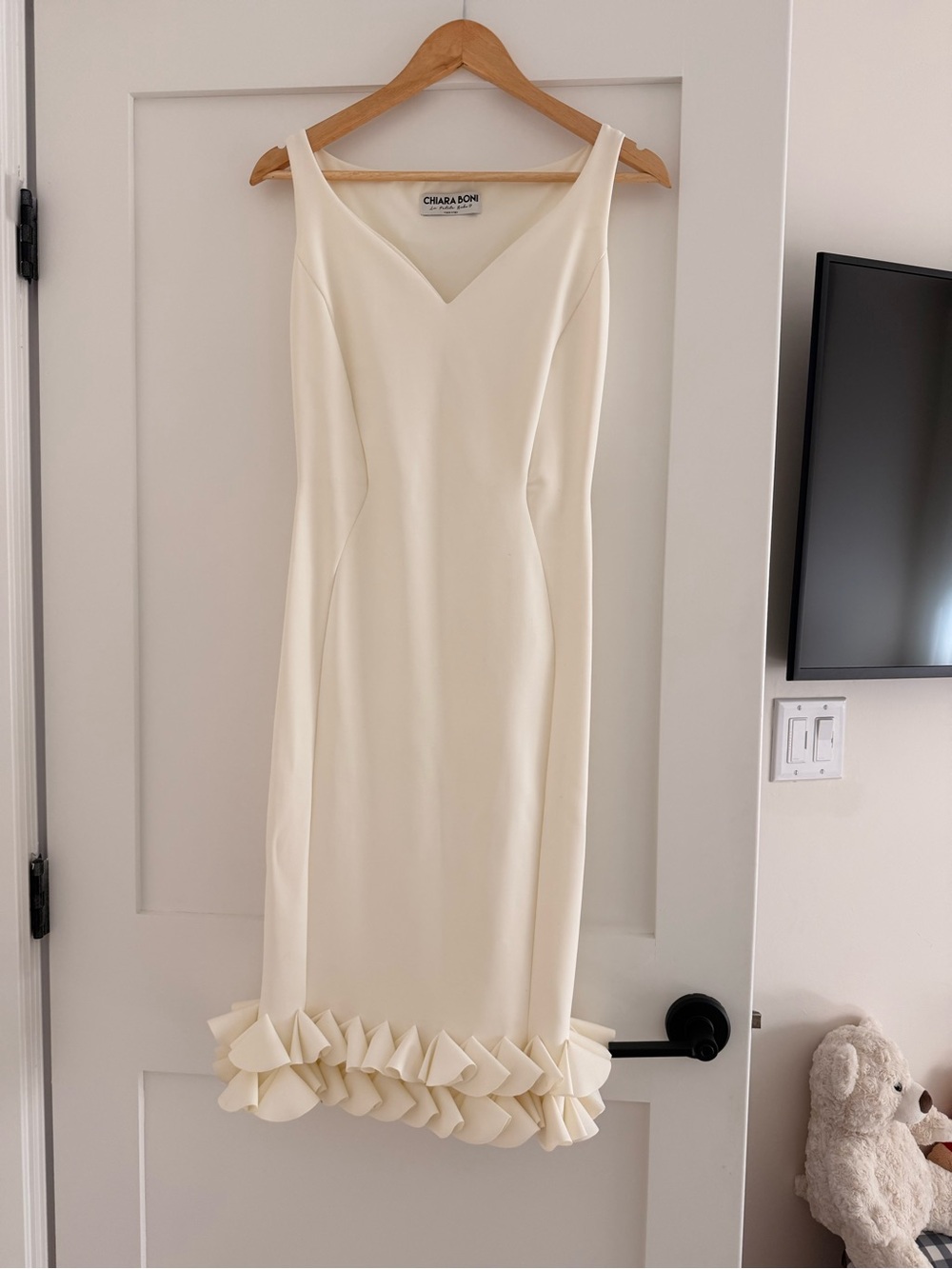 Chiara Boni La Petite Robe Ivory Ruffle Hem Cocktail Dress Size 42